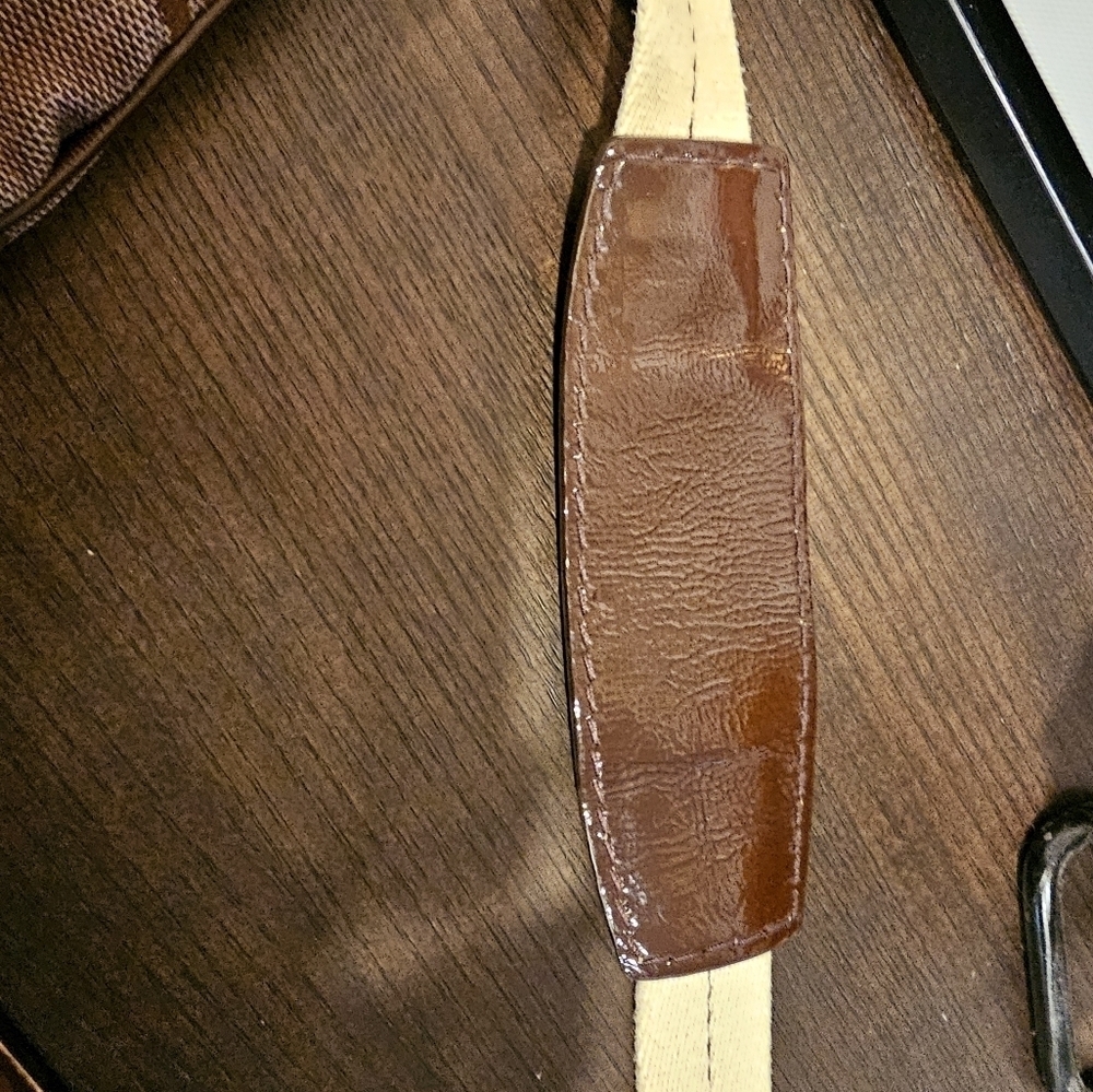 Coach Brown and Cream Messenger Crossbody Bag - Picture 13 of 13